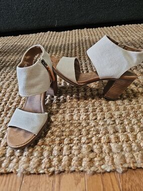 Toms Cream Fabric Block Heel Sandals with Wood-Tone Heel